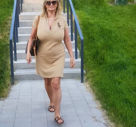 Beata Stanczak 美しいスター ギャラリー