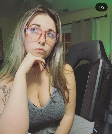 本物のオンリーファンズ パーフェクト 写真