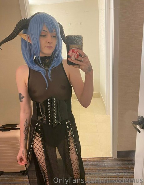 niikodemus セクシーモデル 画像