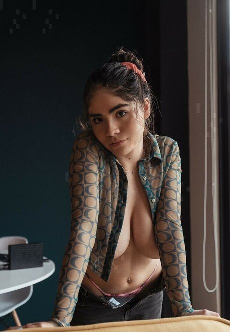 Diana Tapia ポルノスター 独占 画像