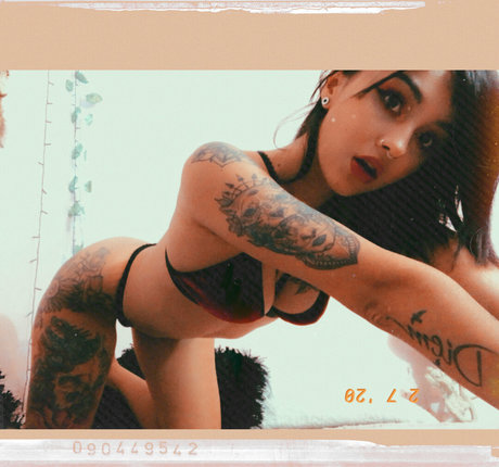 sunmoonlia ヌードスター 写真