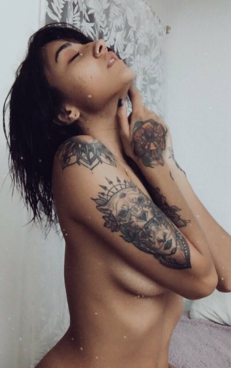 sunmoonlia アダルト女優 写真