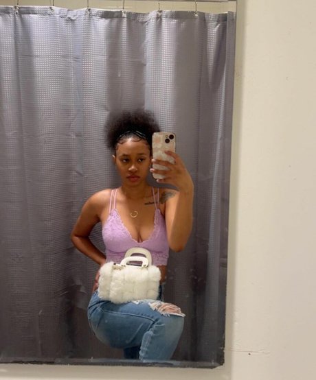 CallmeCoconasty ヌードモデル 画像