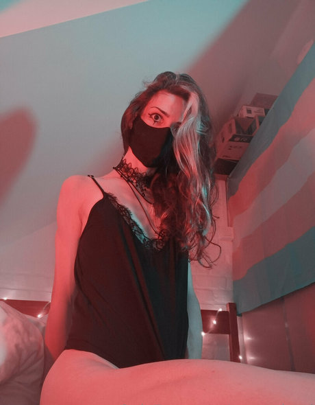 yona ghoul 高品質モデル 写真