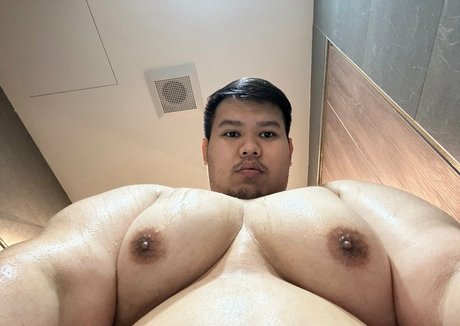 asmrヌードオンリーファンズ えろ 写真