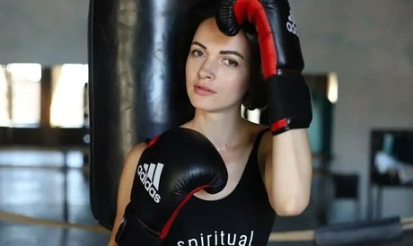 ブロンドのお尻オンリーファンズ 無料ポルノ 写真