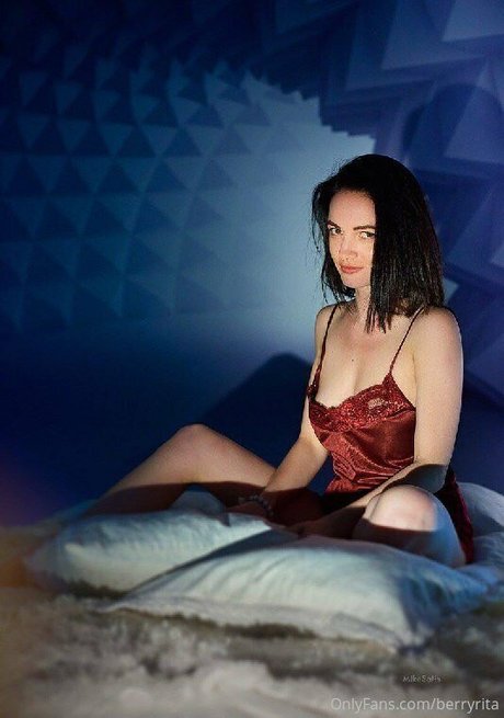 トランス熟女オンリーファンズ HD 写真