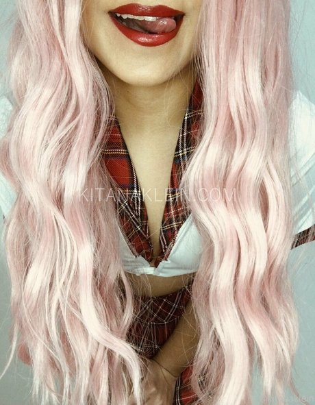 kitanakleinfree ポルノスター ヌード 写真