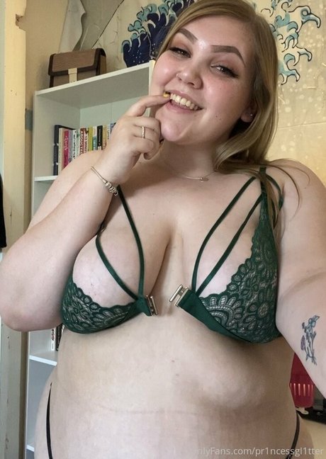 曲線美のxxx オンリーファンズ アダルト無料 写真