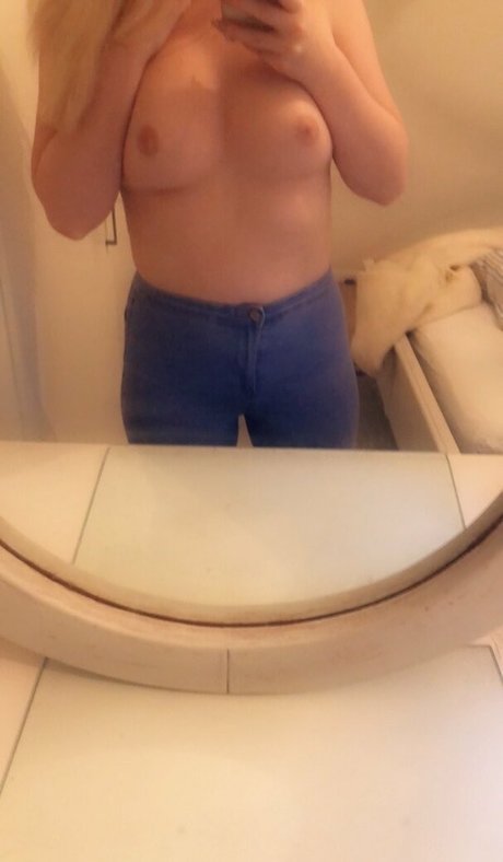 ぽっちゃりティーンオンリーファンズ 無料ヌード 写真