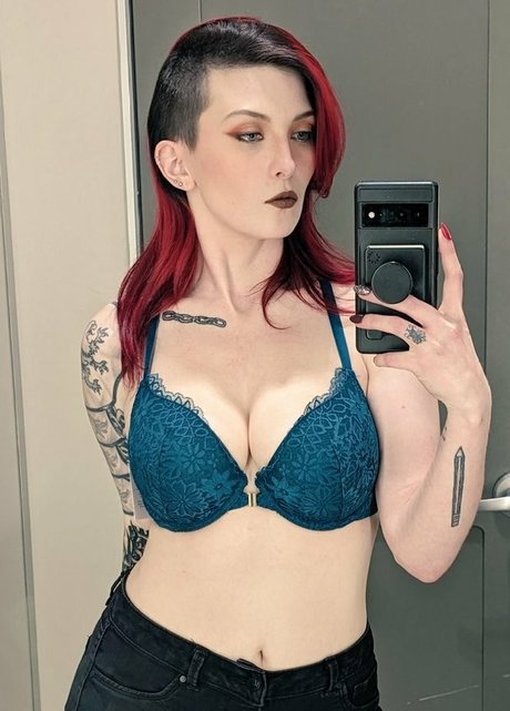 MajestyRedQueen 素敵な女優 ギャラリー