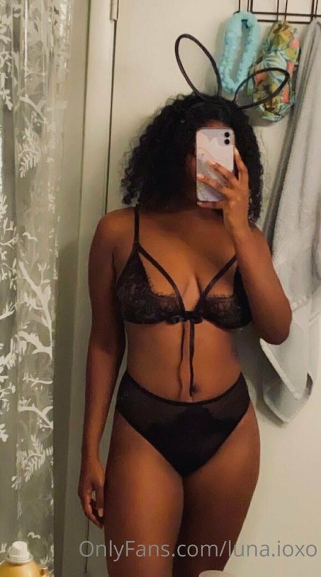 luna ioxo アートスター 写真