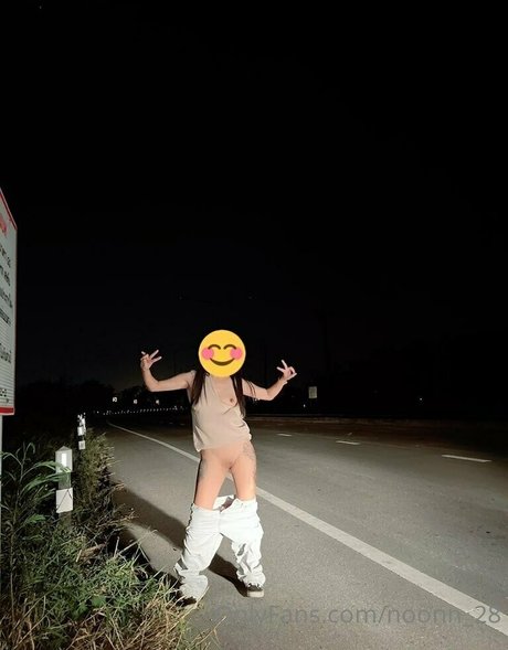 noonn 28 ヌードモデル 写真