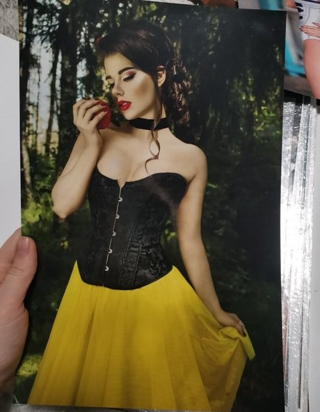 パイズリ オンリーファンズ ホットヌード 画像