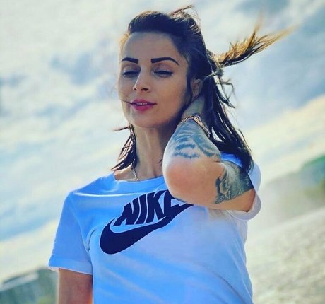 nancyna02 ヌードモデル 写真