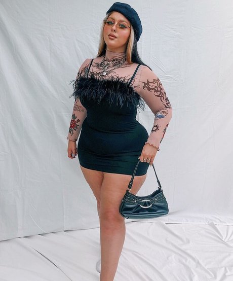 Holly Marston ポルノスター セクシー 画像