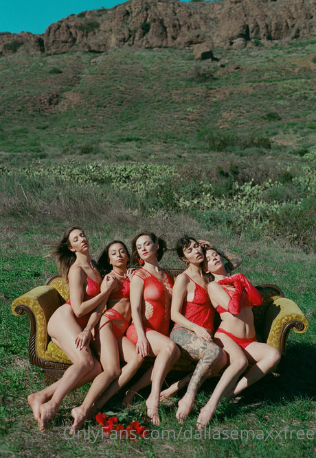 2人のオンリーファンズ セックス 画像