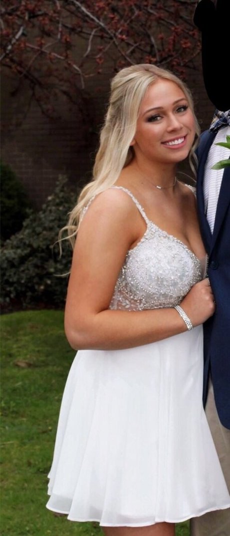 マッサージセラピストオンリーファンズ ポルノグラフィック 写真