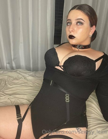 sexyyy lexiii アダルトスター ギャラリー