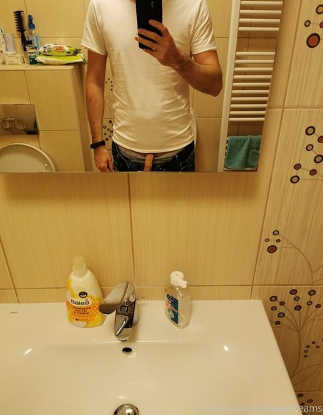 コスプレ フェムボーイ オンリーファンズ えろた 画像