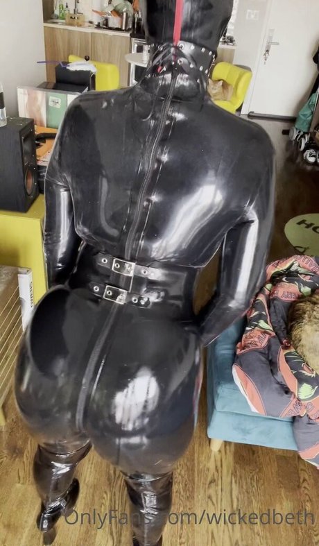 Wicked Beth プロフィール写真