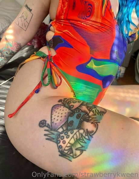 strawberrykween 無料モデル 写真