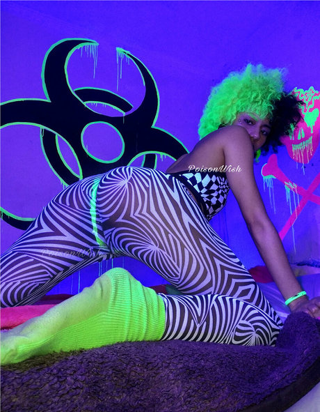 poisonwish 可愛いモデル 画像