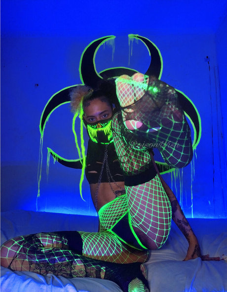 巨乳熟女オンリーファンズ xxx 画像