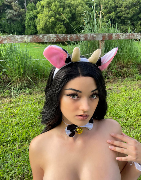 asmr 足 オンリーファンズ セクシーヌード 写真