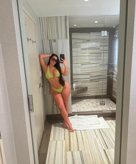 Danielle P HD女優 写真