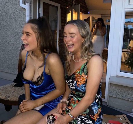 Aiobhin 完璧なモデル 写真