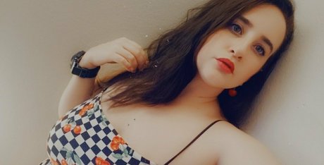 金髪の筋肉オンリーファンズ パーフェクト ギャラリー