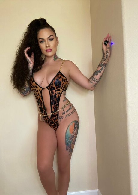 horniest mom アダルトスター 画像