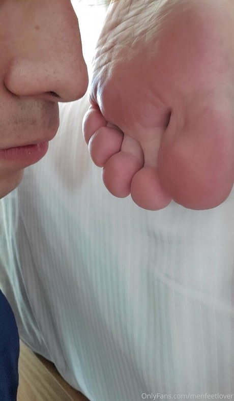 menfeetlover ポルノスター ヌード 画像