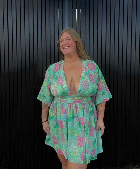 40歳のオンリーファンズ 無料アダルト ギャラリー