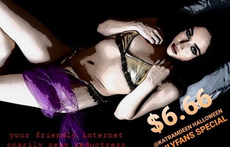 Katherine Ramdeen ポルノモデル 写真