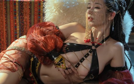 YunX1X1 ポルノスター 写真