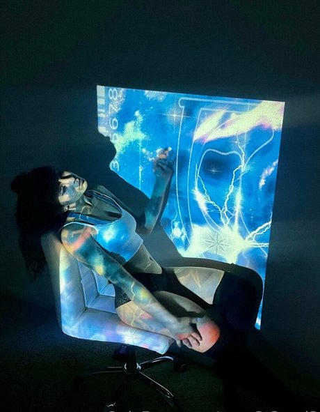 spac3t3mpl3 エロティックなポルノスター ギャラリー