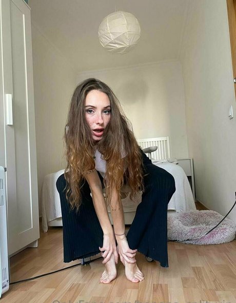 角質の女の子オンリーファンズ 無料ポルノ 写真