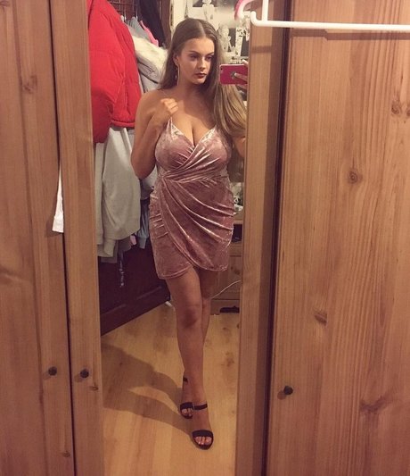 Bex McFadden ポルノスター アーカイブ