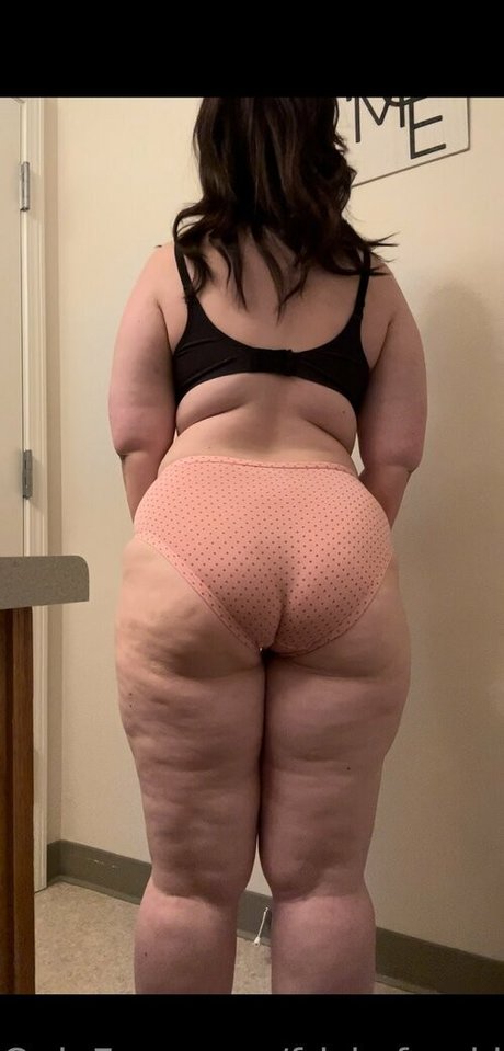 金髪の顔射オンリーファンズ 無料アダルト 写真