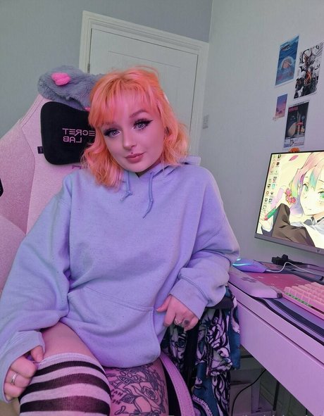 itskhloelol 高品質のポルノスター 写真