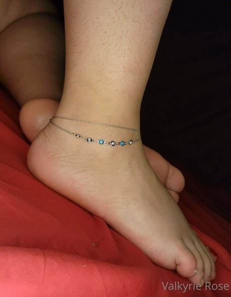 valkyrie rose freee ポルノスター 素敵 画像