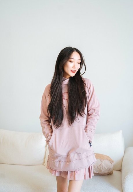 triciaisabirdy セクシーモデル アーカイブ