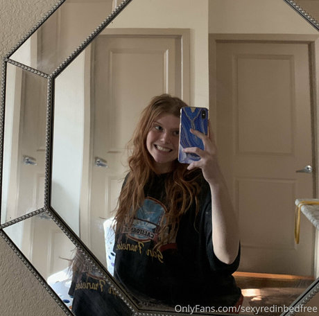 sexyredinbedfree トップ女優 ギャラリー