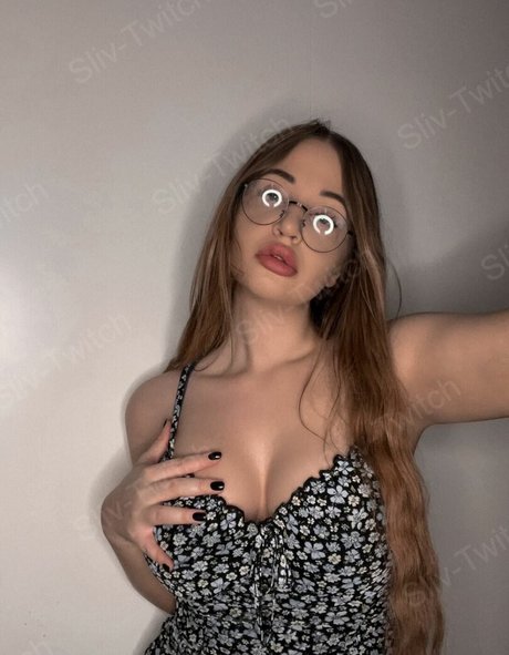 natasha westyy ポルノスター トップ 写真