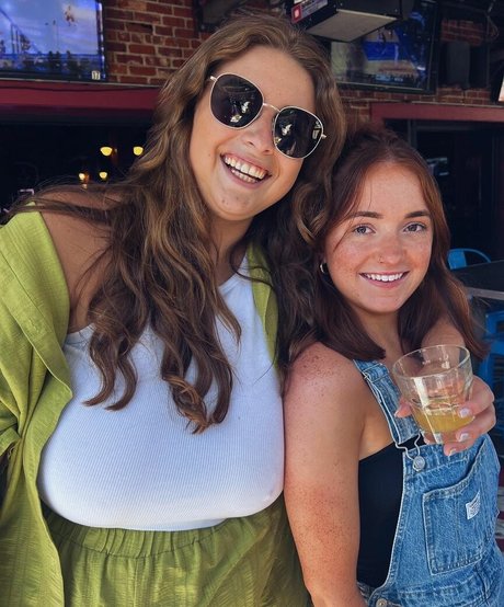 カーリーエボニーオンリーファンズ 無料アダルト アーカイブ