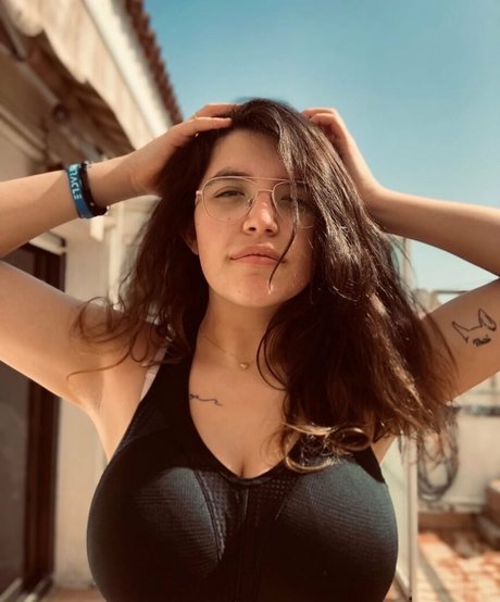 Anna Romero 独占モデル 写真