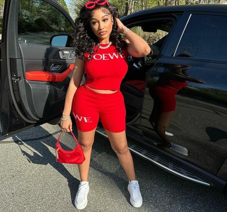 Ella Bandz ポルノスター セックス 写真