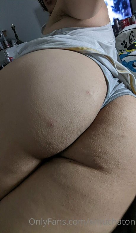 emuchaton ヌードのポルノスター 写真